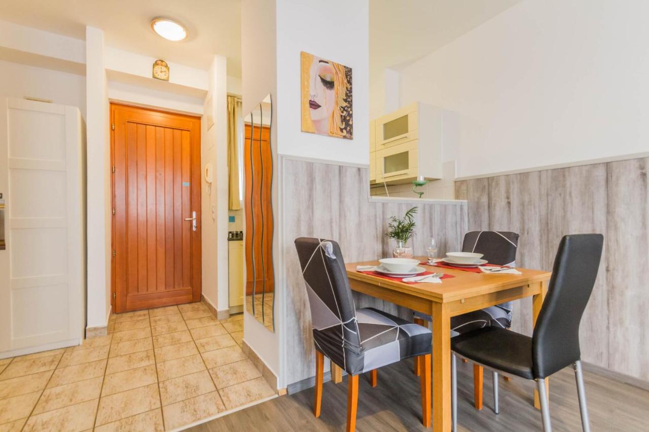 Lovag Charming Apartment In The Center-Ac Budapest Eksteriør bilde