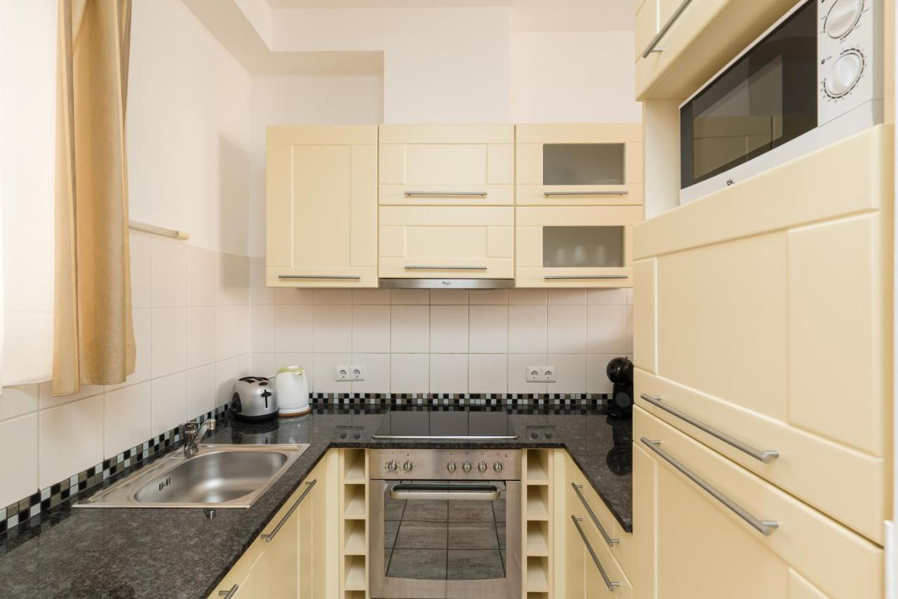 Lovag Charming Apartment In The Center-Ac Budapest Eksteriør bilde
