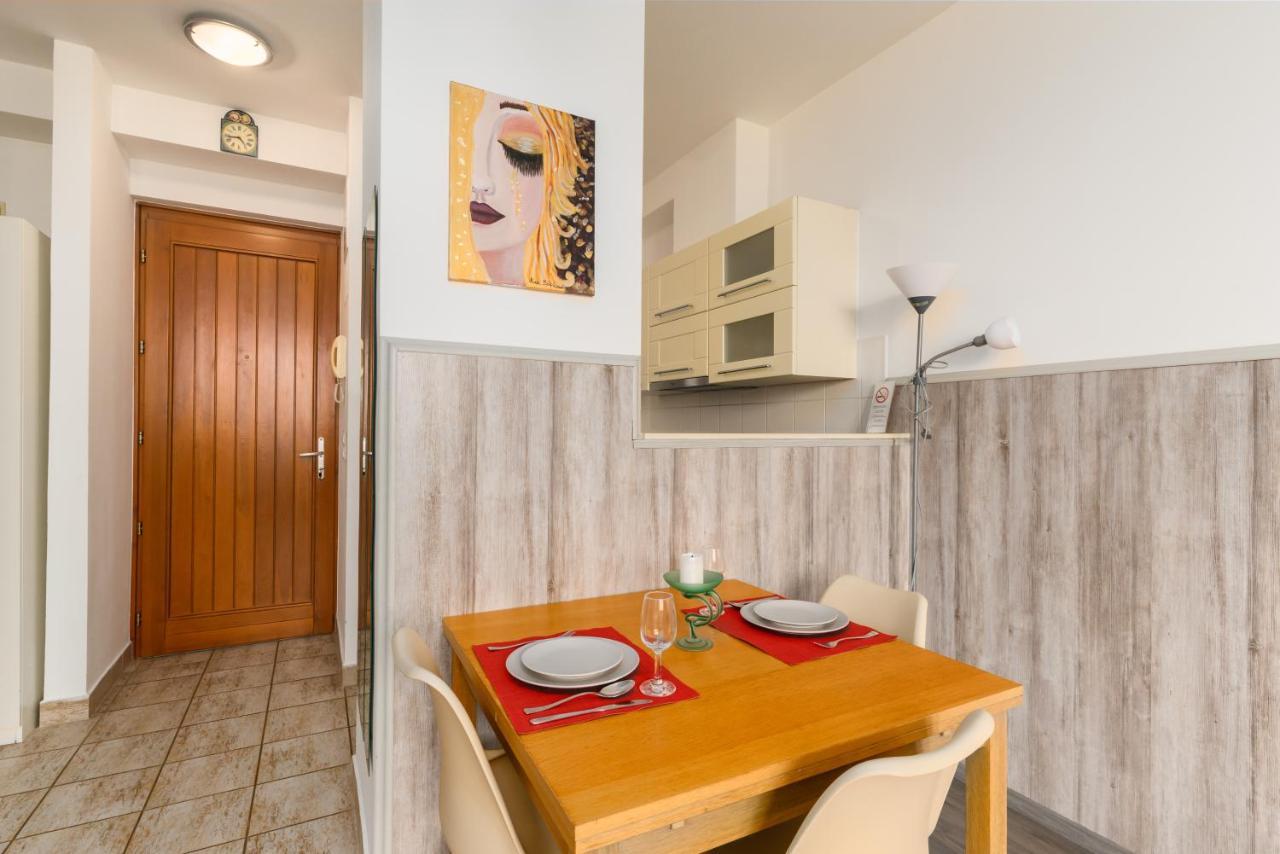 Lovag Charming Apartment In The Center-Ac Budapest Eksteriør bilde